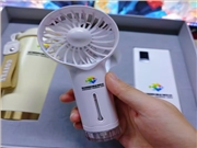 展览会的客户伴手礼选什么？这套白色礼盒客户总带着